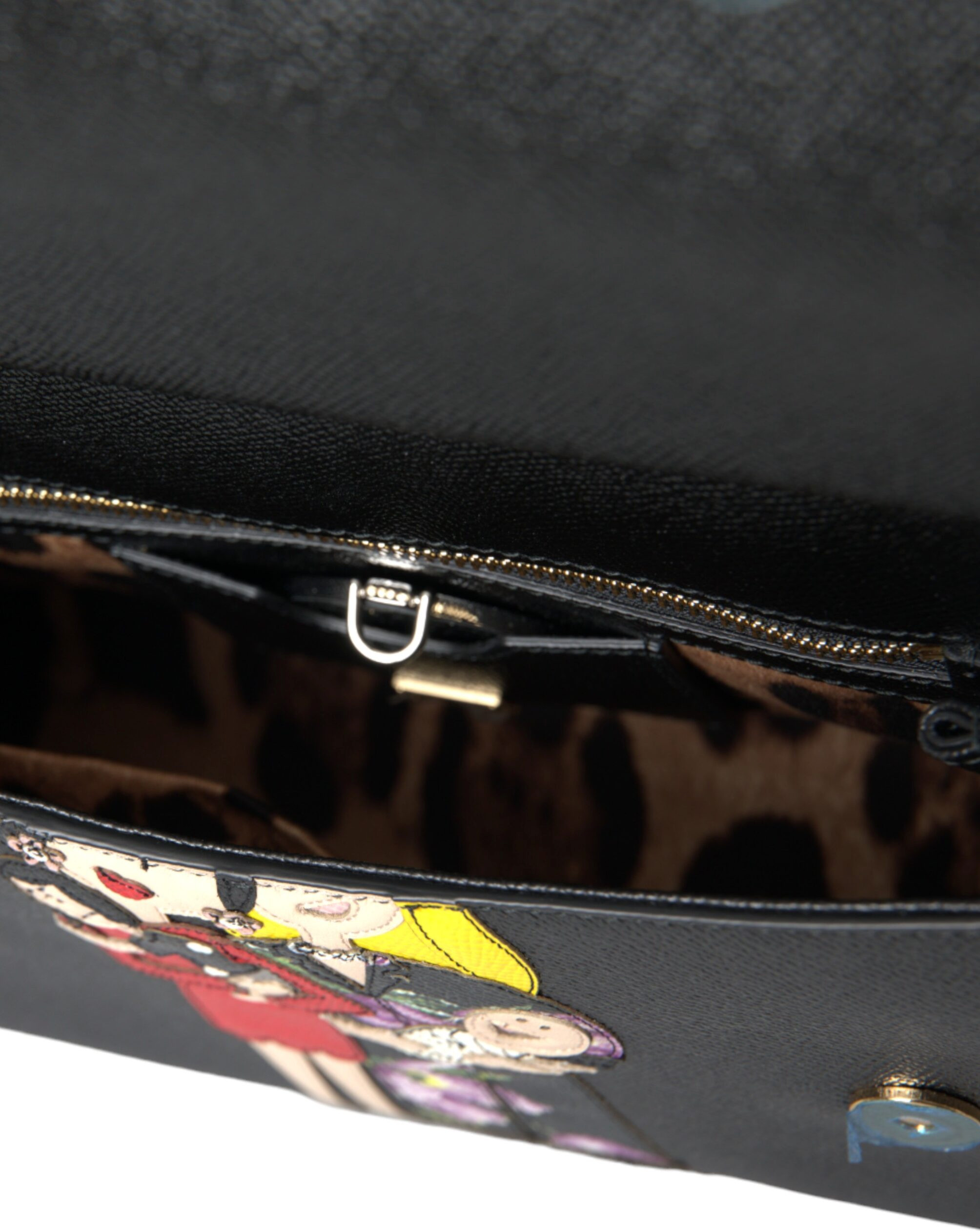 Belbog'li sumka Dolce & Gabbana Qora Charm #DGFamily Patch