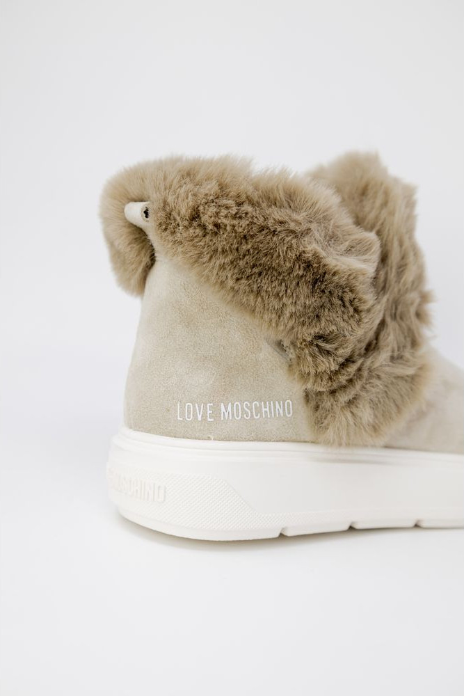 Кроссовки LOVE MOSCHINO Бежевые из кожи с массивной подошвой