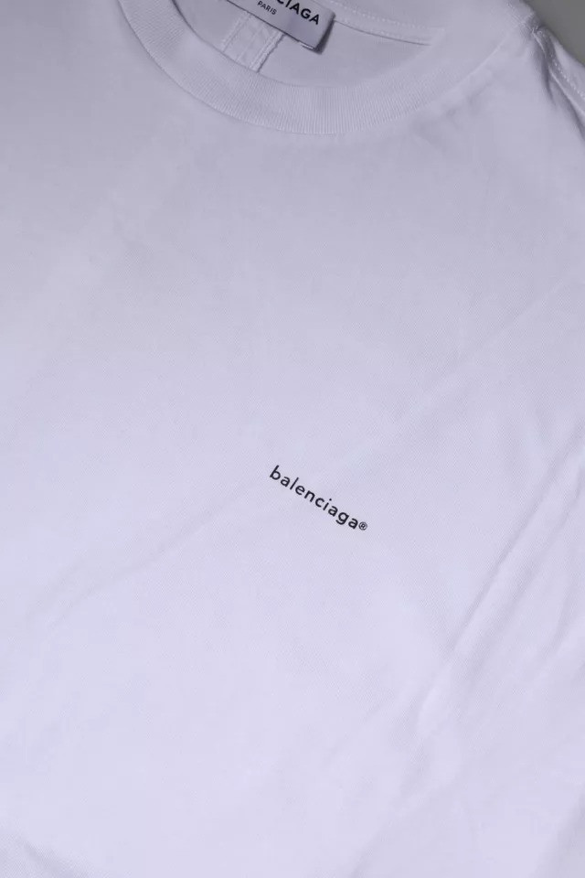 Футболка Balenciaga