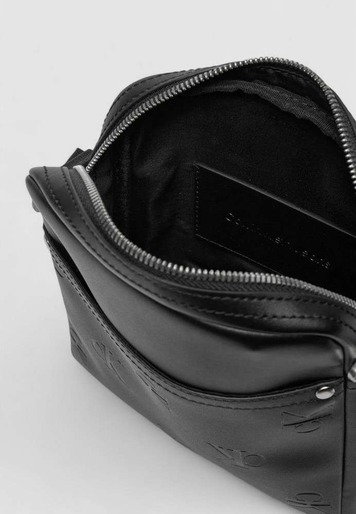 Calvin Klein messenjer sumkasi