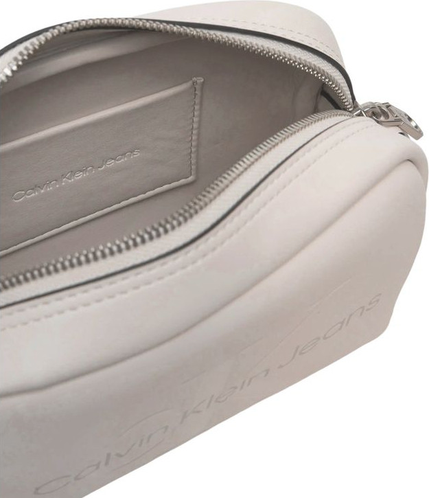 Calvin Klein Jeans sumkasi