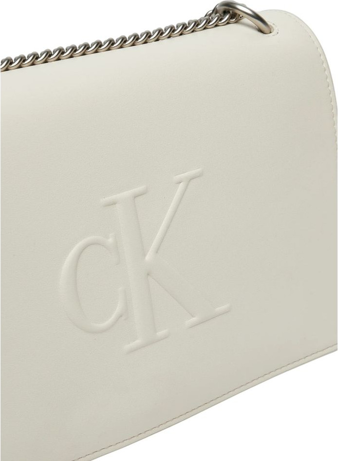 Calvin Klein SCULPTED EW FLAP25 DEBOSS sumkasi