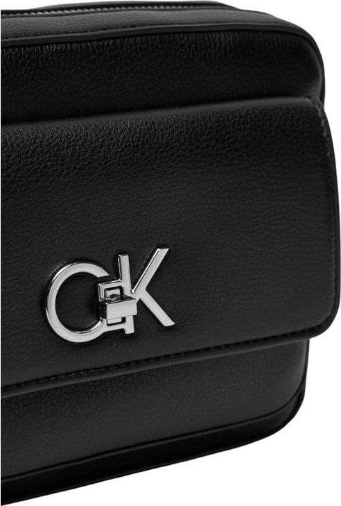 Сумка Calvin Klein RE-LOCK CAMERA W/FLAP