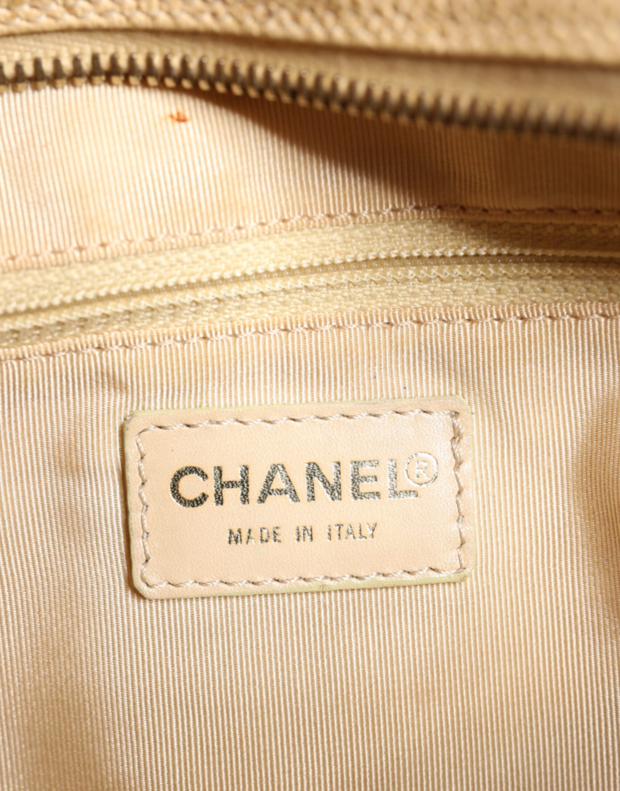 Сумка Chanel Бежевая Caviar De Coco Chain Leather