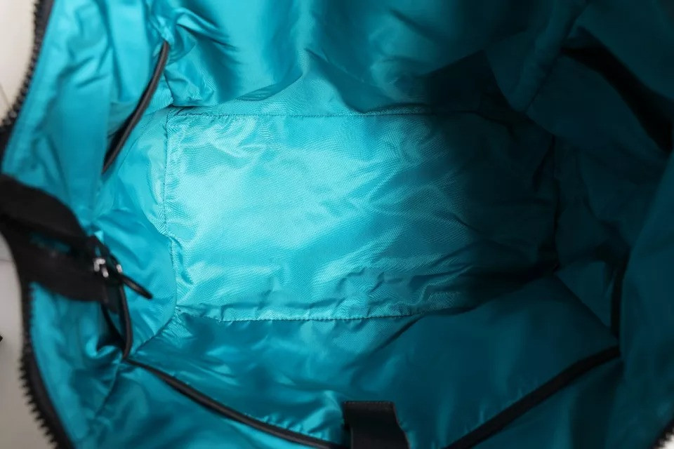 Dolce & Gabbana sumkasi