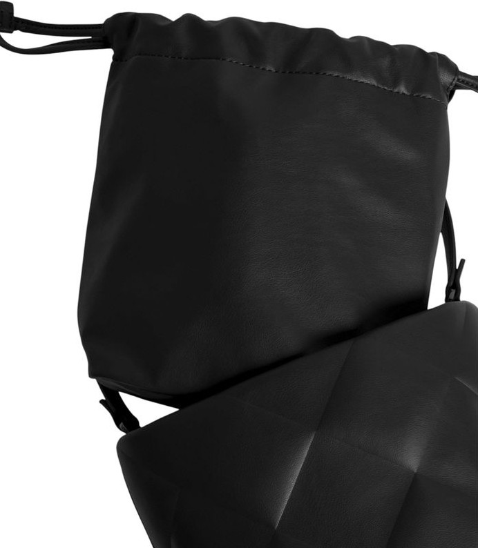 Calvin Klein DIAMOND QUILT BUCKET sumkasi