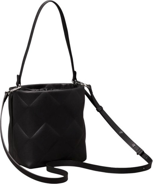 Calvin Klein DIAMOND QUILT BUCKET sumkasi