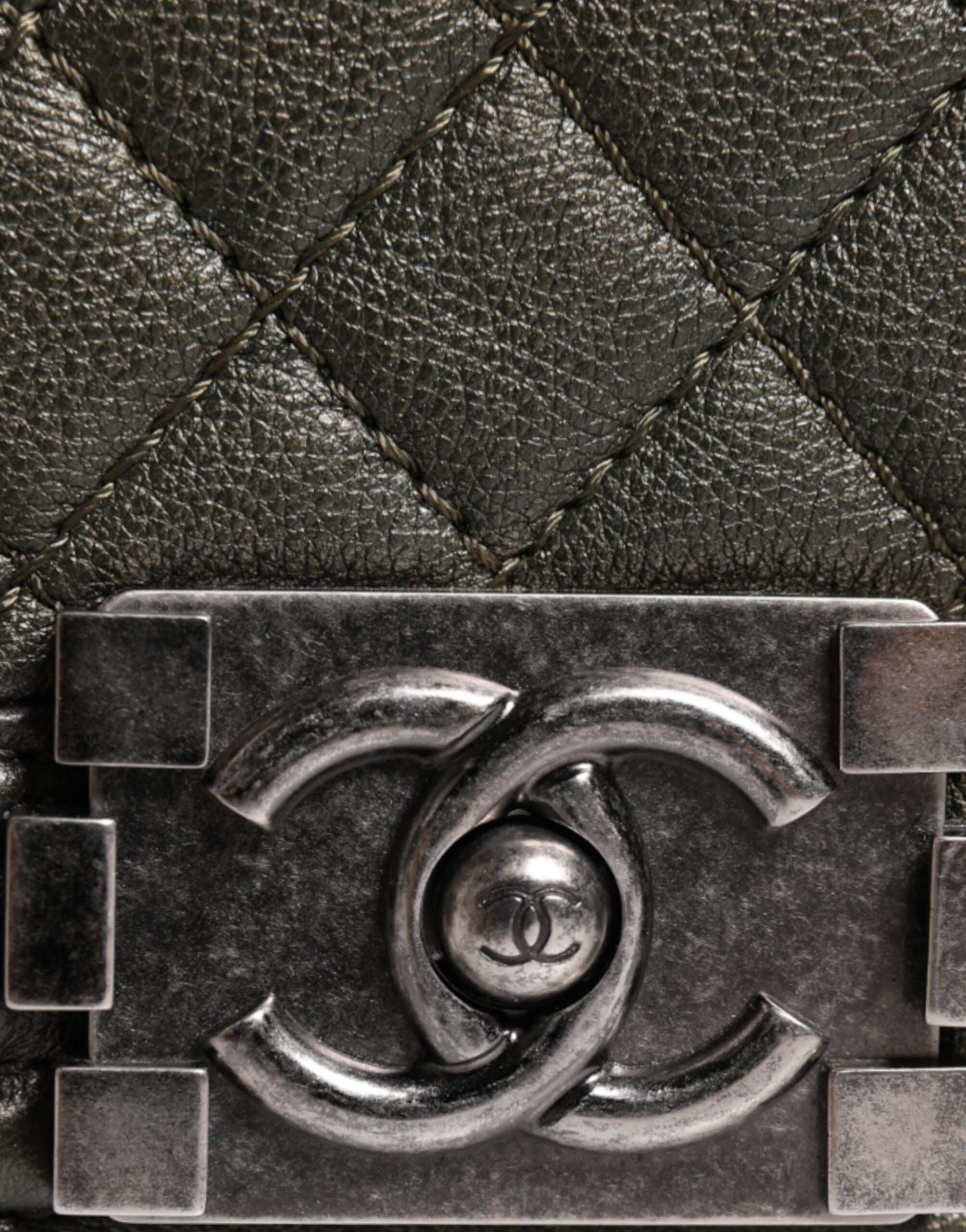 Chanel yelka sumkasi