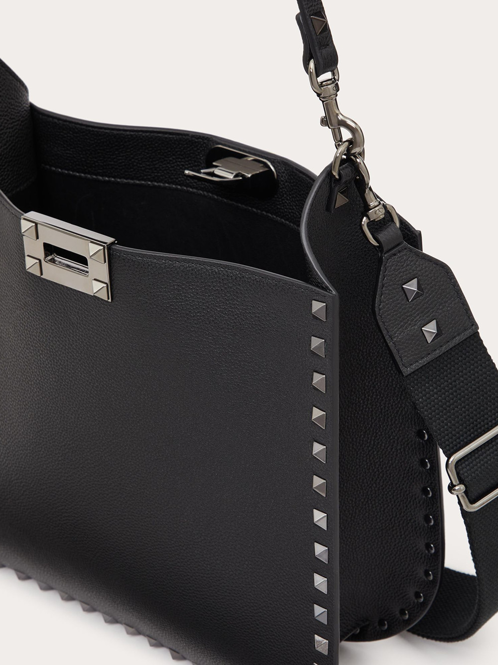 Hobo Bag Valentino Garavani Black Grainy Calf Hobo Rockstudt Bag