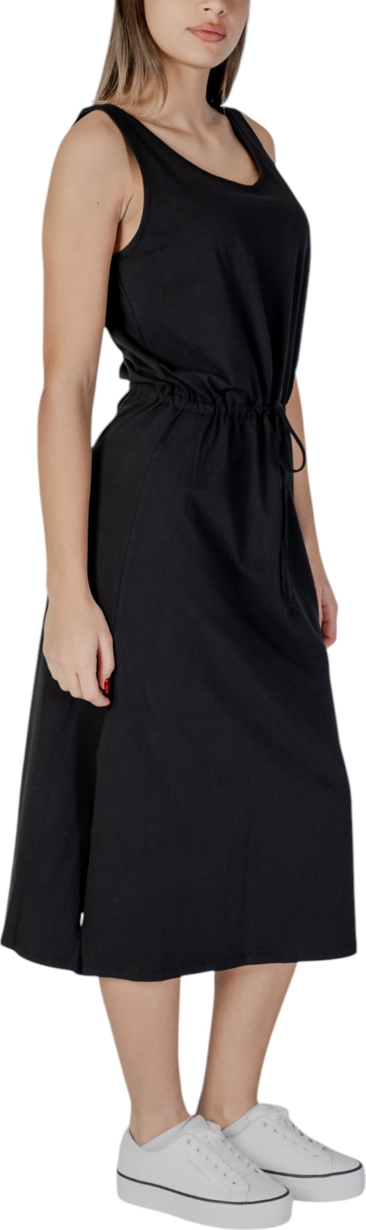 Dresses b.young