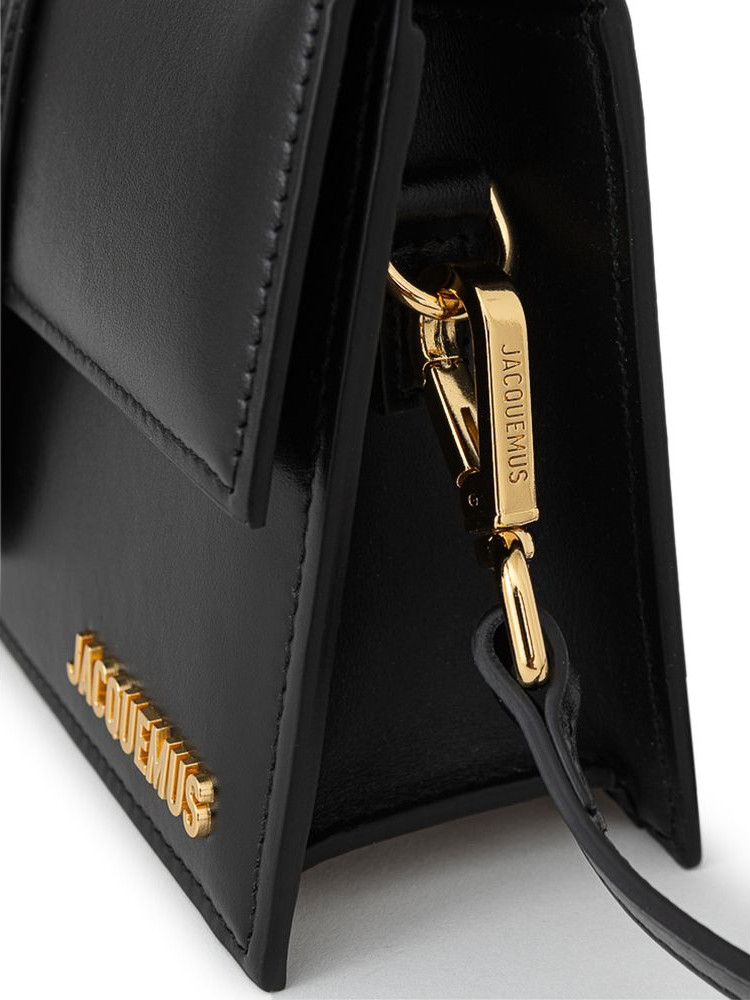 Sumka Jacquemus Qora charm sumka