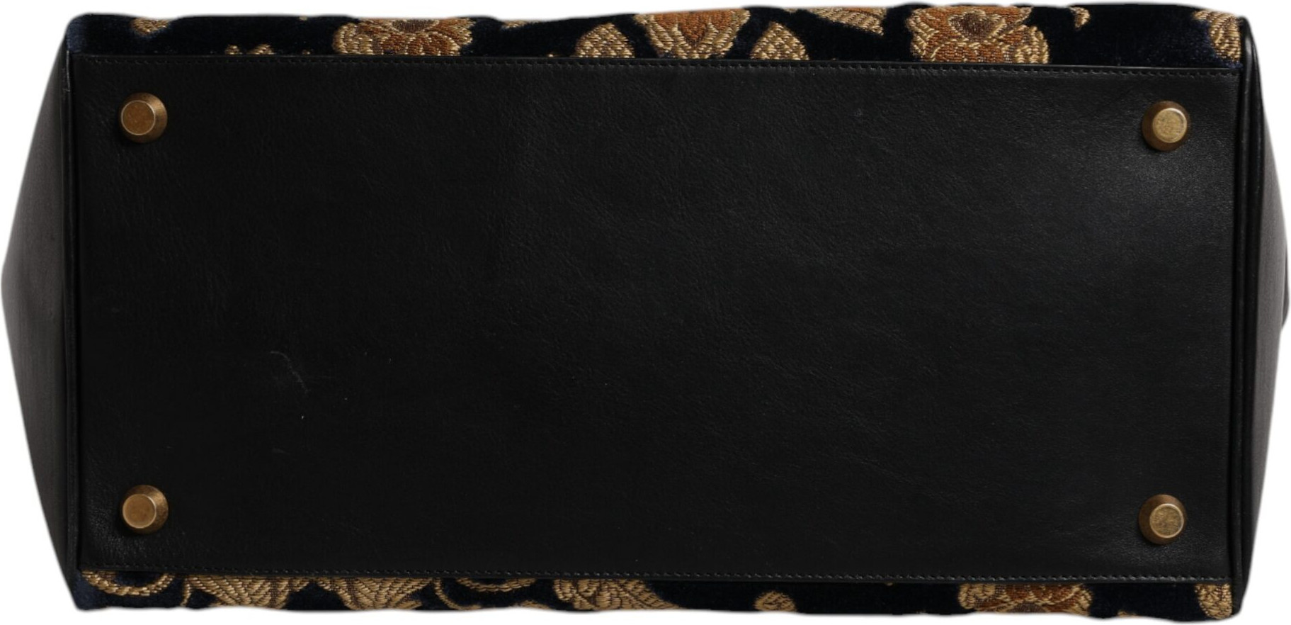Dolce & Gabbana yeng sumkasi