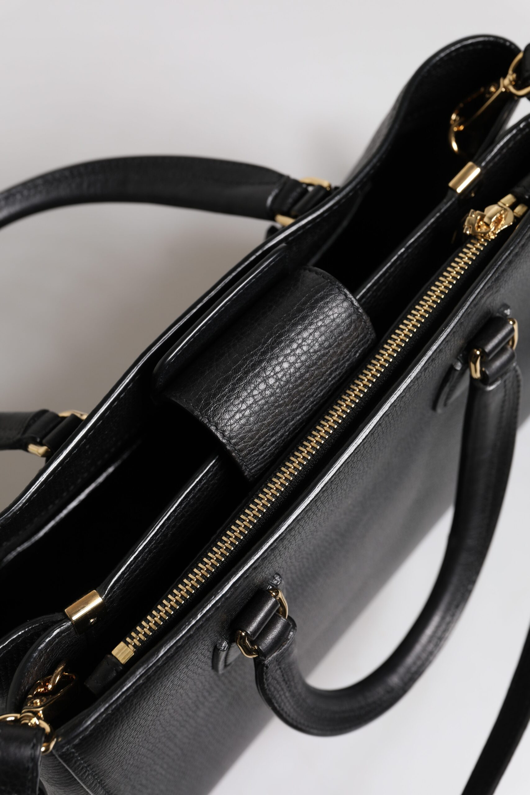 Наплечная сумка Dolce & Gabbana