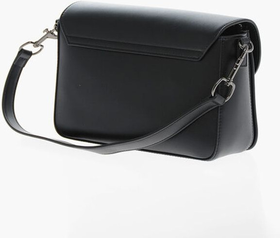 Moschino yeng sumkasi