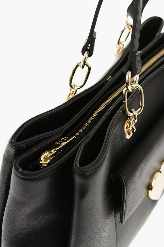 Moschino yelkasiga osiladigan sumkasi