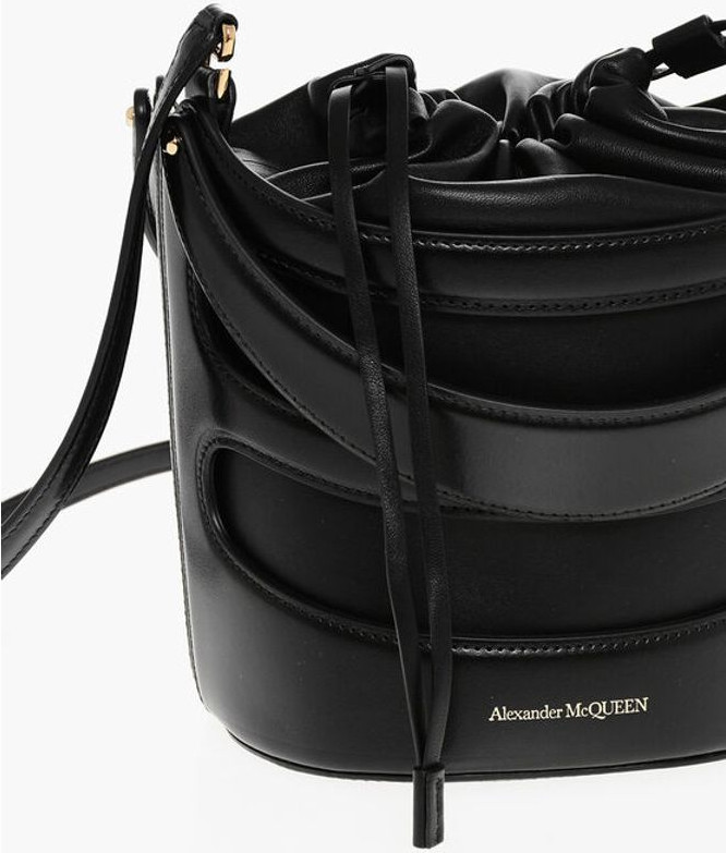 Сумка Alexander McQueen Кожаная THE RISE Bucket Bag со съемным плечевым ремнем