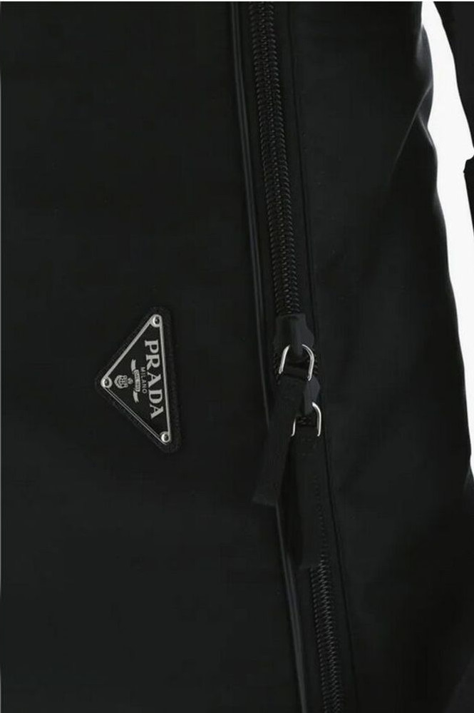 Prada Re-Nylon sumkasi