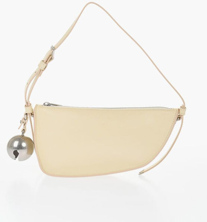 Сумка через плечо Burberry из кожи SHIELD SLING с подвеской серебристого оттенка