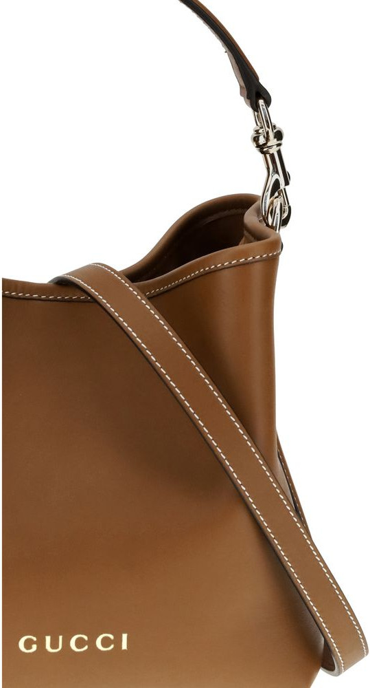 Сумка Gucci GG Emblem из кожи в форме ведра