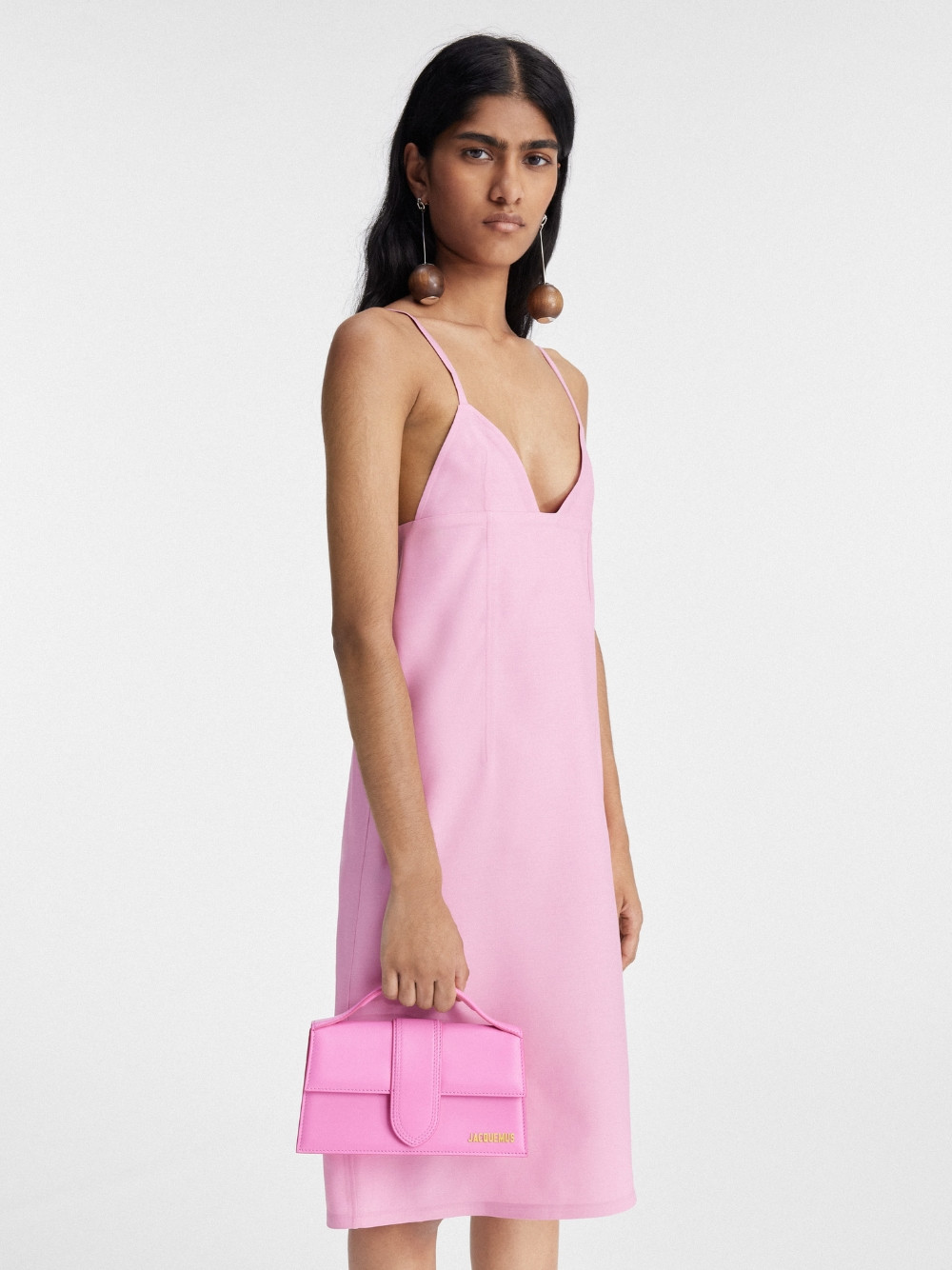 Сумка Jacquemus Le Grand Bambino