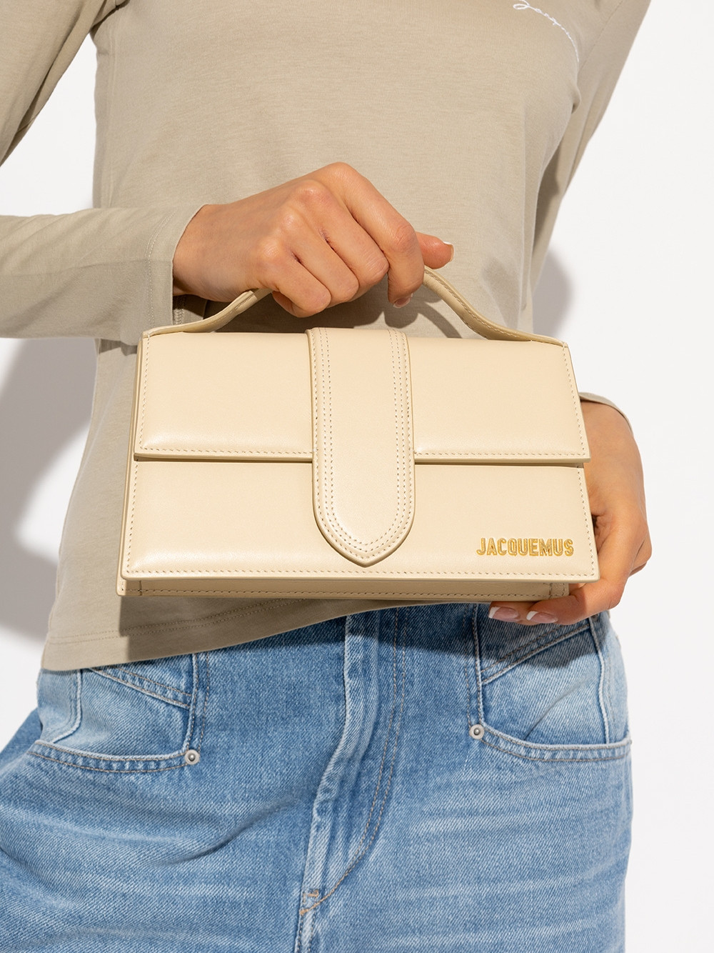 Сумка Jacquemus Le Grand Bambino