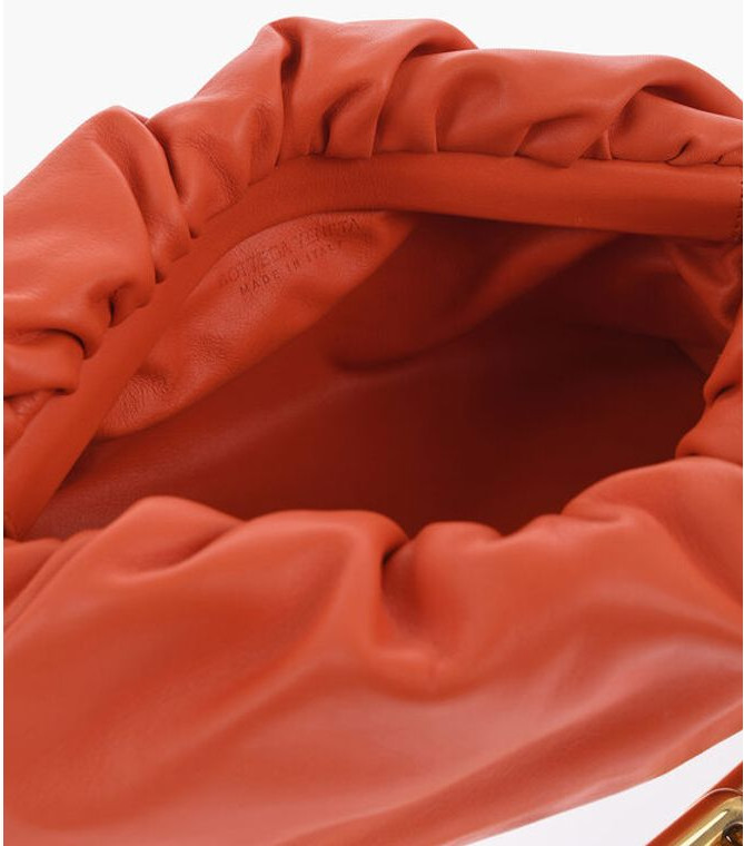 Xalta Deri Bottega Veneta THE CHAIN POUCH Magnit Yopqichli Sumka