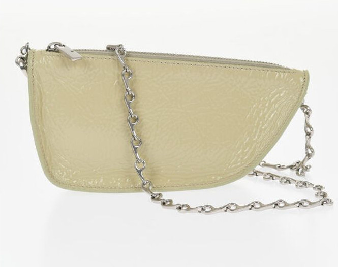 Rangli sumka Burberry Patent Teri MICRO SHIELD SLING Sumka zanjirli yelka bog'ichi bilan