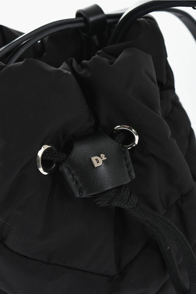 Crossbody sumkasi Dsquared2 Tikilgan Chelak sumkasi Bog'ichli