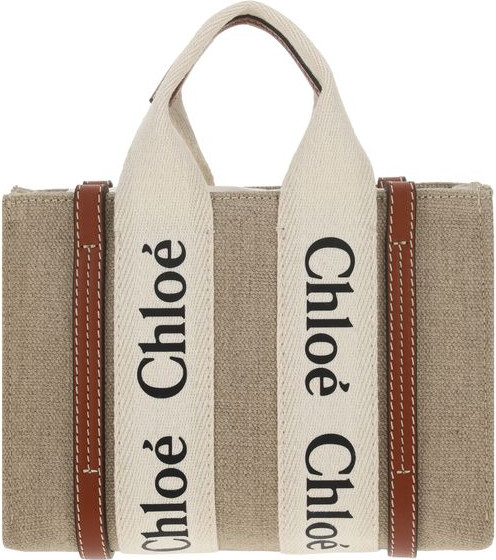 Chloé Woody sumkasi