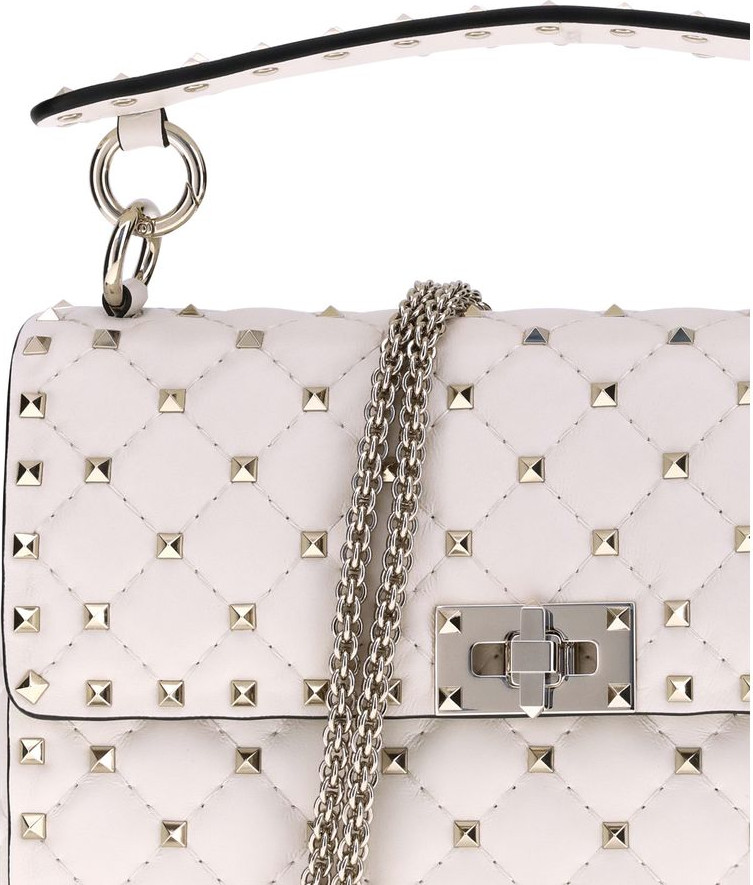 Valentino Garavani Medium Rockstud Spike yelkada sumkasi