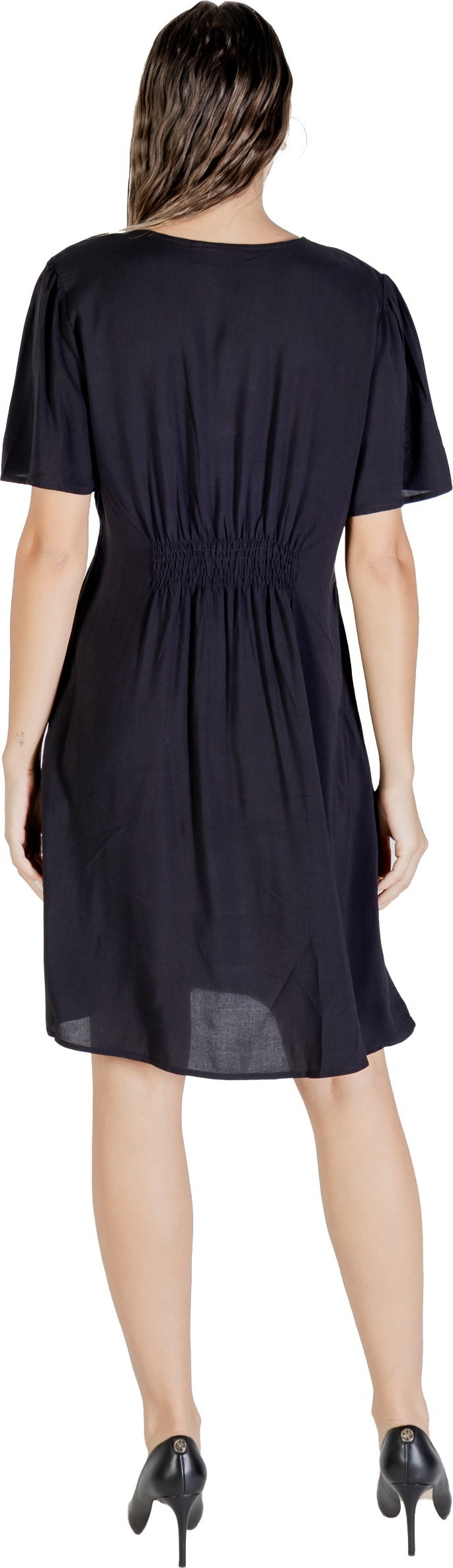 Dresses b.young