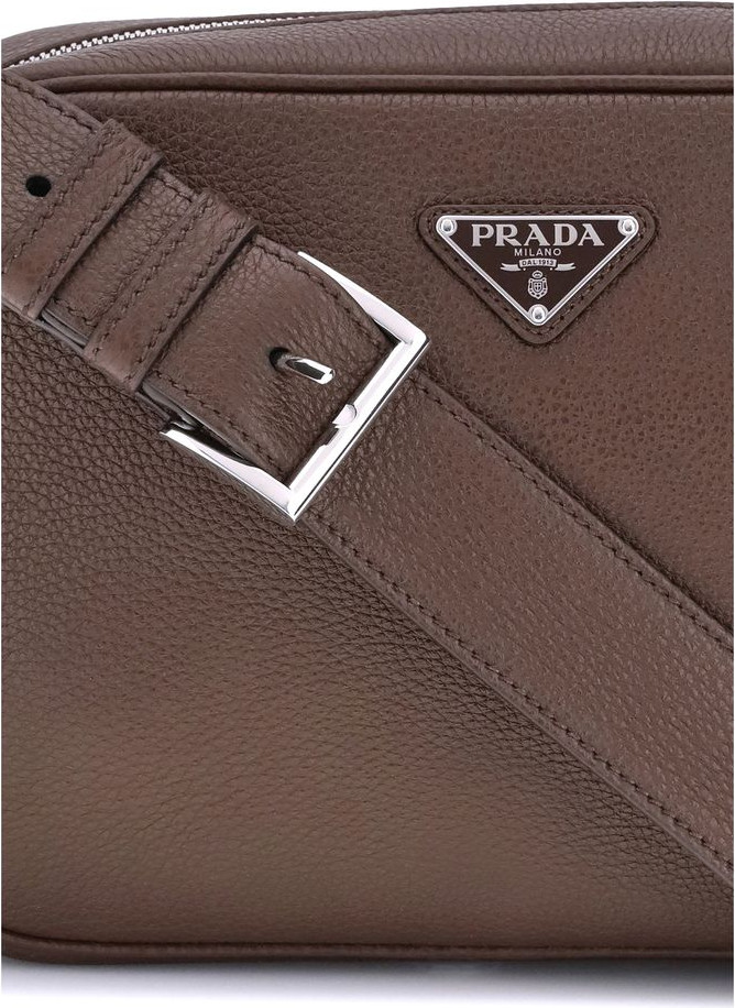 Prada logotipli yelka sumkasi