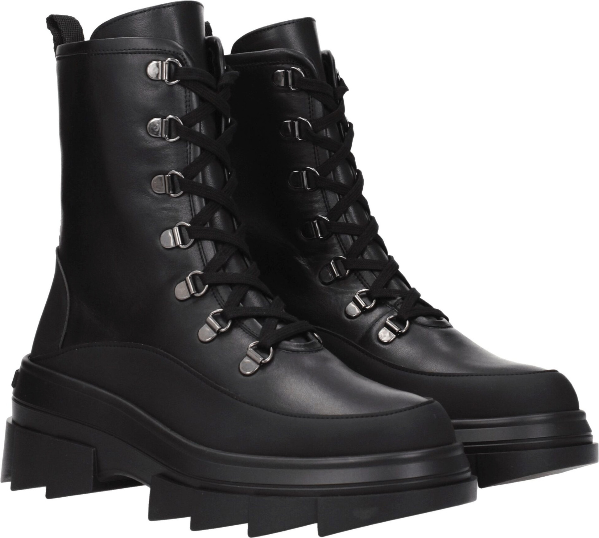 Qora teri tovonli etiklar Stuart Weitzman