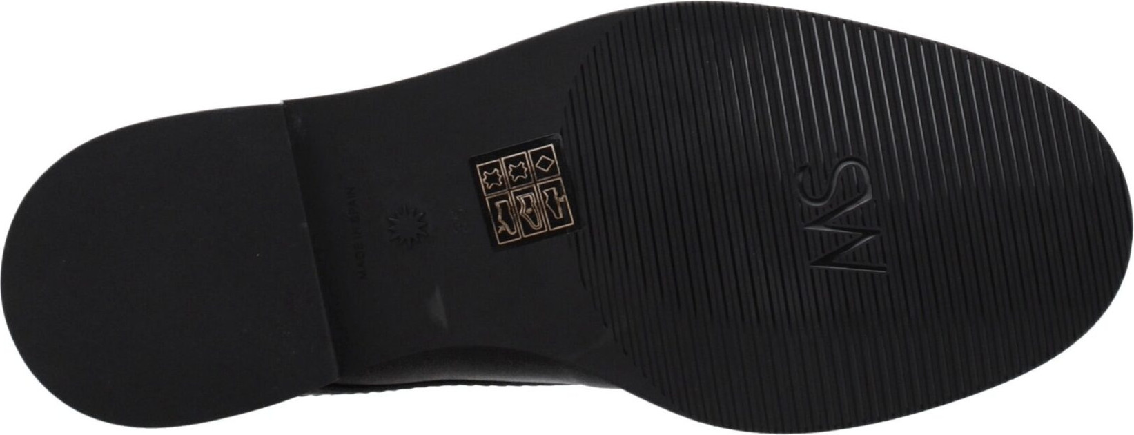 Oxford and Derby Stuart Weitzman Обувь