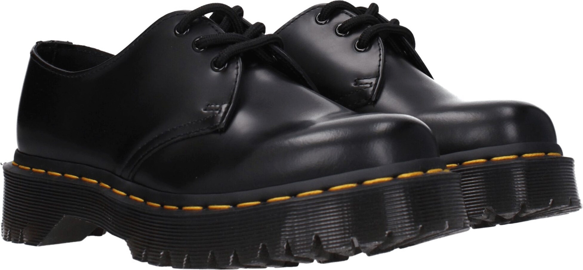 Кожаные оксфорды и дерби Dr. Martens