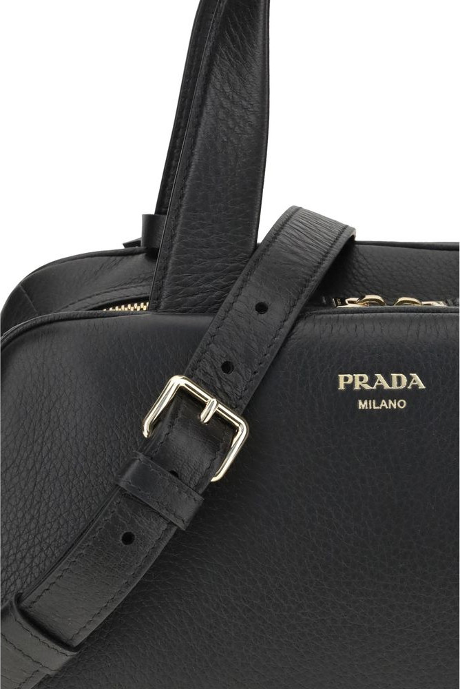 Prada sumkasi
