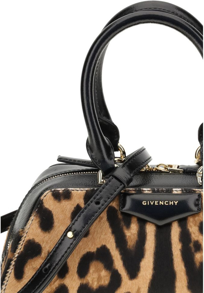 Sumka Givenchy Antigona East-West mini