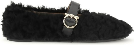 Черные балетки Ferragamo с мехом