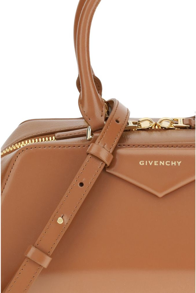 Сумка Givenchy Antigona East-West маленькая