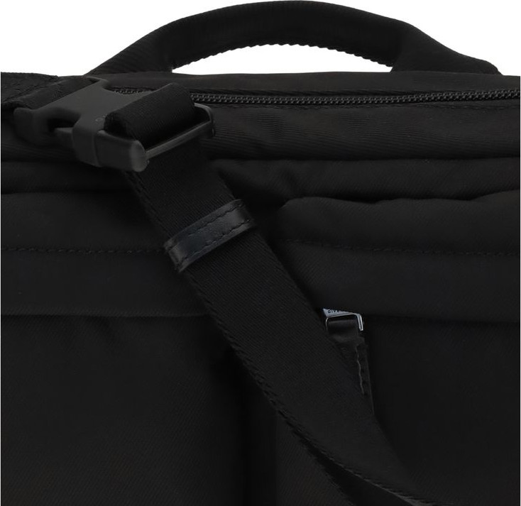 Поясная сумка Givenchy Essential U