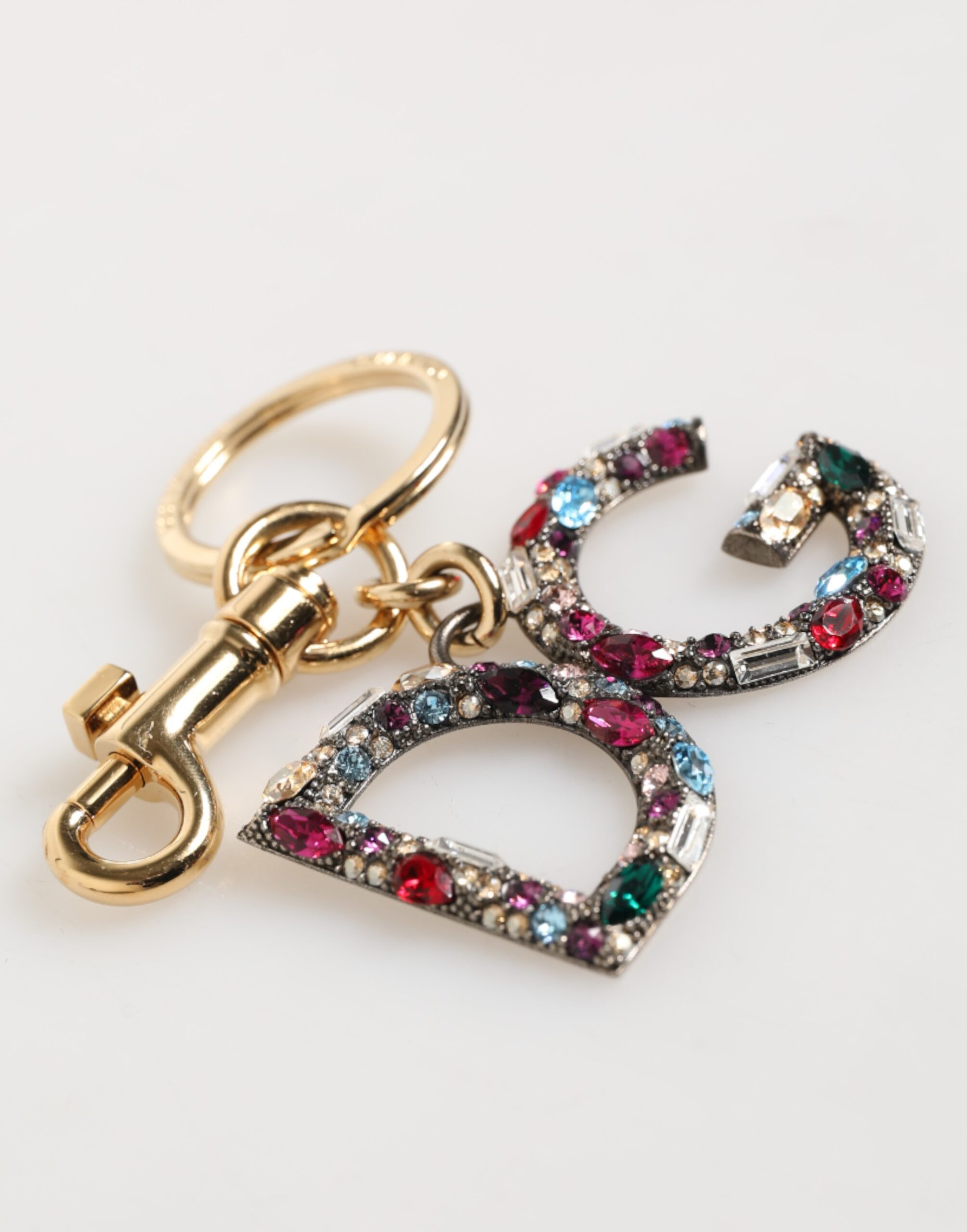 Aneka charm Dolce & Gabbana Ko'p rangli kristalli DG logotipli oltin kalit uzuk