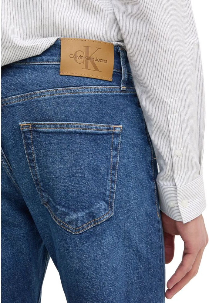 Calvin Klein Jeans jinlari