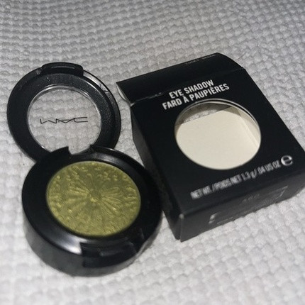 Velvet Matte Lipstick MAC Cosmetics