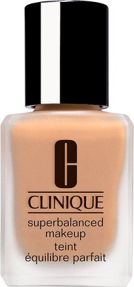 Foundation Clinique Superbalanced Makeup