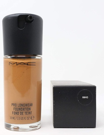 MAC Cosmetics Foundation