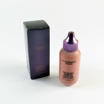 Foundation MAC Cosmetics