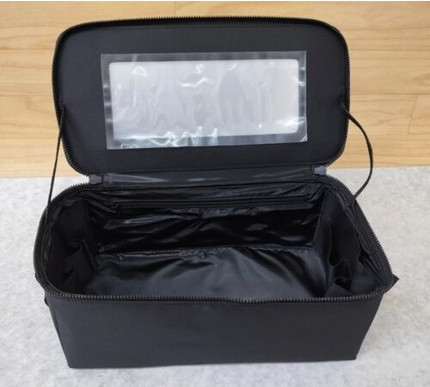 MAC Cosmetics Kosmetiktasche zum Mitnehmen
