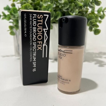 Foundation MAC Cosmetics Studio Fix Fluid SPF 15 24H Matte