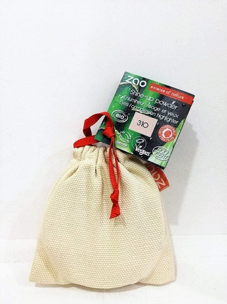 Puder Zao Essence of Nature Shine-Up Powder