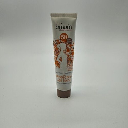 Moisturizing Sunscreen Facial Tint SPF 50 Omum